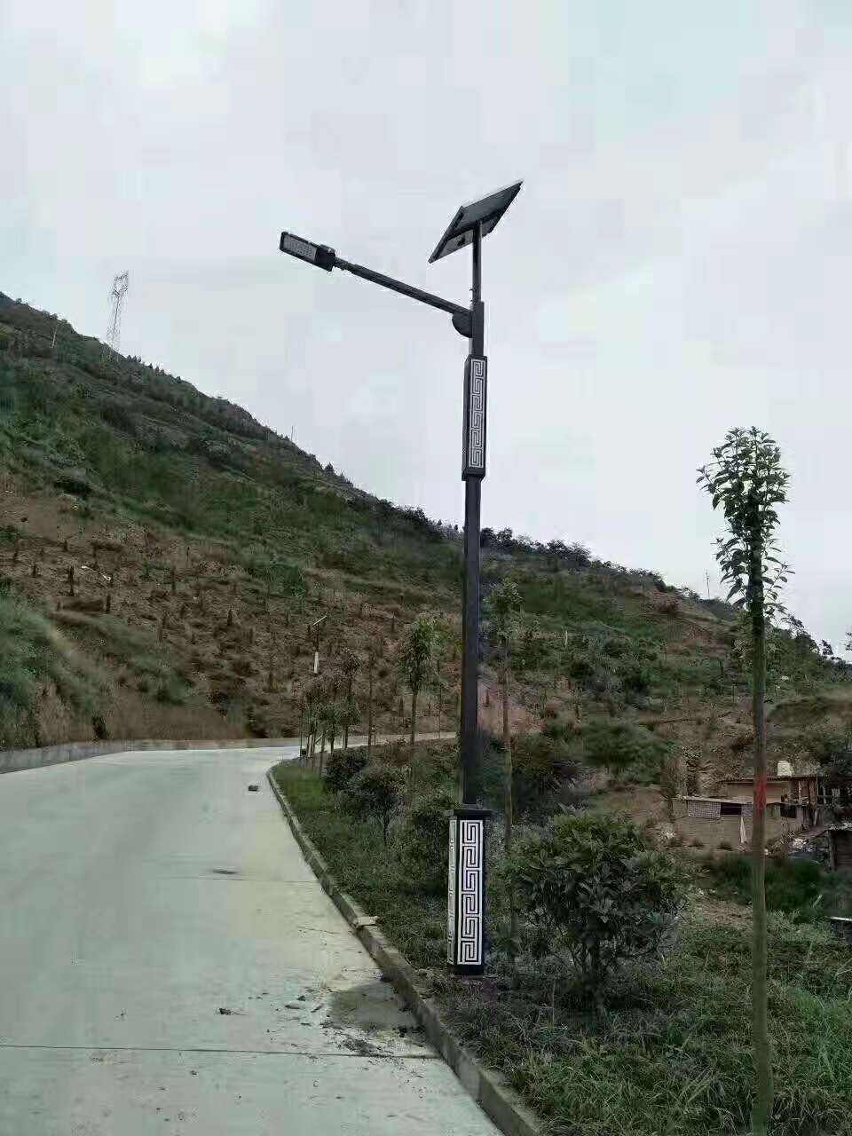 墨玉县仿古太阳能路灯
